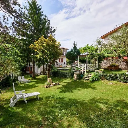 Stazione 8 Guest house Aurisina